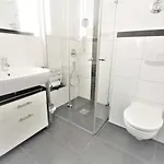 Residenz Hohe Lith 32 *
